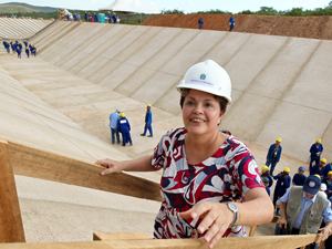 49% da obra estruturante já está concluída e emprega sete mil trabalhadores, divulga Dilma Rousseff