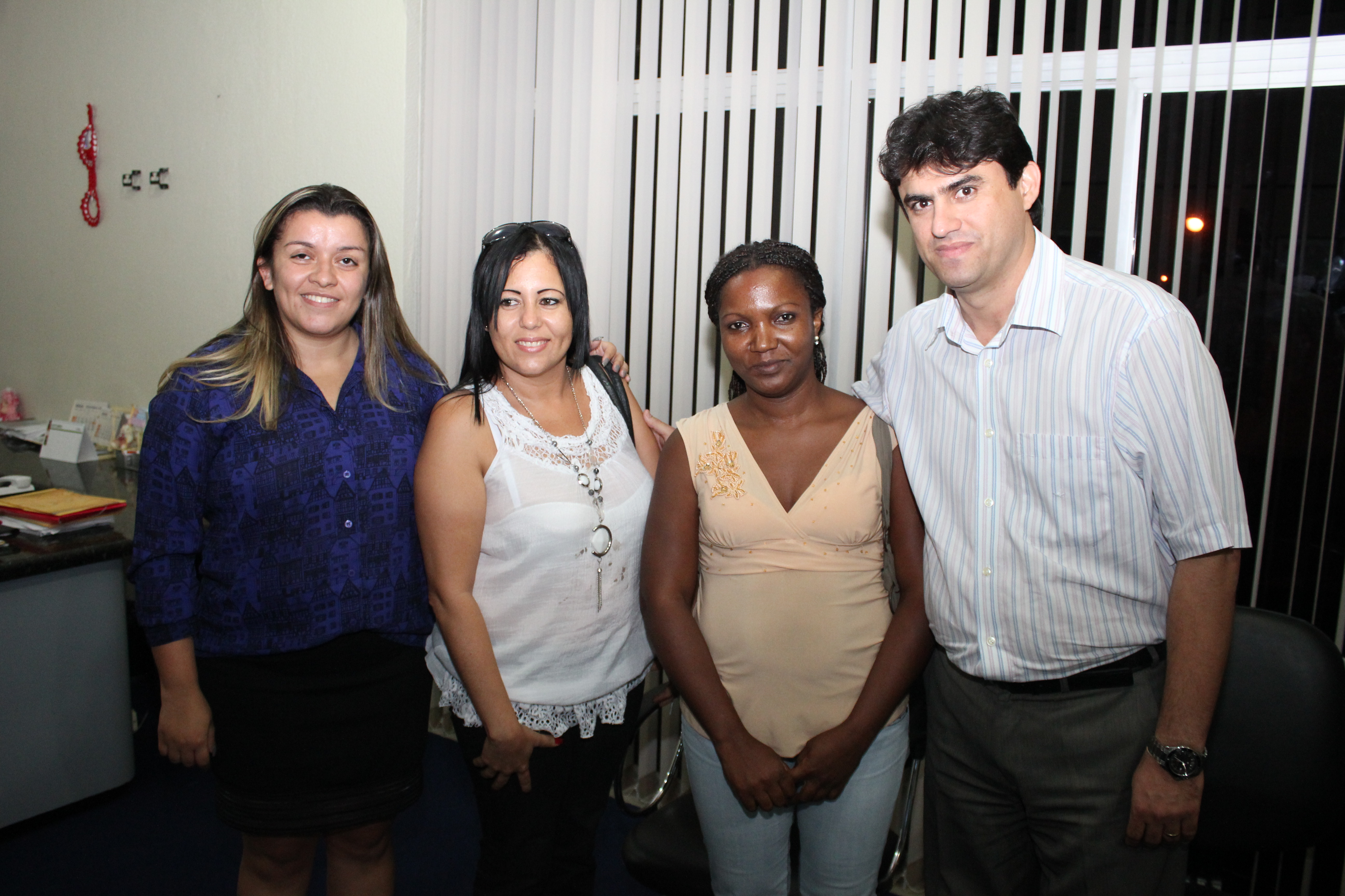 Prefeito recepciona as médicas cubanas Idaynovis Nápoles e Igleidis Utria 