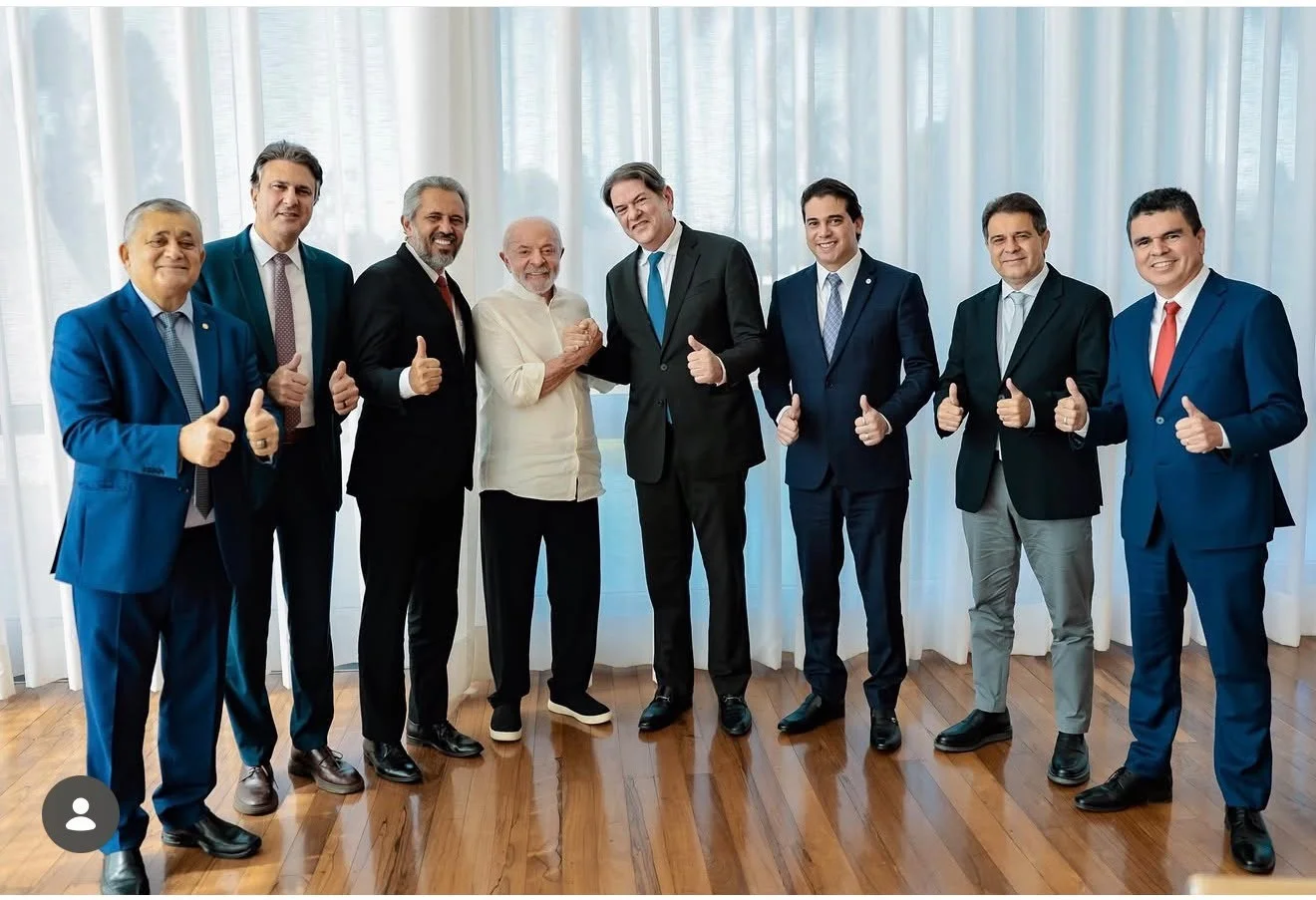 Reunião aconteceu na tarde desta terça-feira (14), no Palácio da Alvorada, em Brasília.